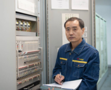 天津軌道交通運營集團通號中心信號工區長孫樹旗，將一生<em>的</em>奮斗與熱血都澆筑在工作崗位