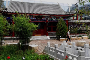 <em>帶你</em><em>了解</em><em>大興</em><em>機(jī)場(chǎng)</em>——中國(guó)風(fēng)庭院——<em>北京</em><em>大興</em><em>國(guó)際機(jī)場(chǎng)</em>中的中國(guó)園