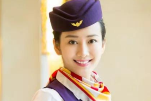 民航工作人員<em>的</em>工作儀容儀態要求——<em>微笑</em>服務