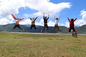 <em>課程標(biāo)準(zhǔn)</em>：旅游<em>管理</em><em>專業(yè)</em>《<em>商務(wù)禮儀</em>》<em>課程標(biāo)準(zhǔn)</em>