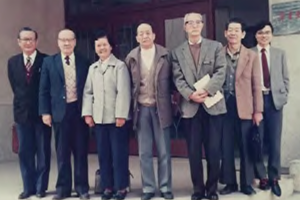 亦師，亦友——<em>紀(jì)念</em>江靜波教授<em>誕辰</em>一百周年