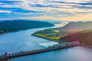 <em>水產</em><em>類專業</em>：普通生態學《長江<em>的</em><em>生物</em><em>多樣性</em>危機與長江大保護》<em>課程</em><em>思</em><em>政</em><em>案例</em>