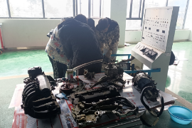 <em>汽車</em><em>電控</em><em>發(fā)動機</em><em>構造</em><em>與</em><em>維修</em><em>授課</em>圖片<em>2</em>