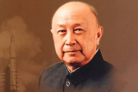我的事業(yè)在<em>中國(guó)</em> 我的歸宿在<em>中國(guó)</em>—<em>錢(qián)學(xué)森</em>