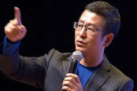 帶你了解白巖松——“中國(guó)十大杰出青年”