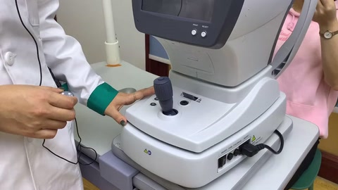 <em>電腦</em><em>驗光</em>儀的操作使用步驟