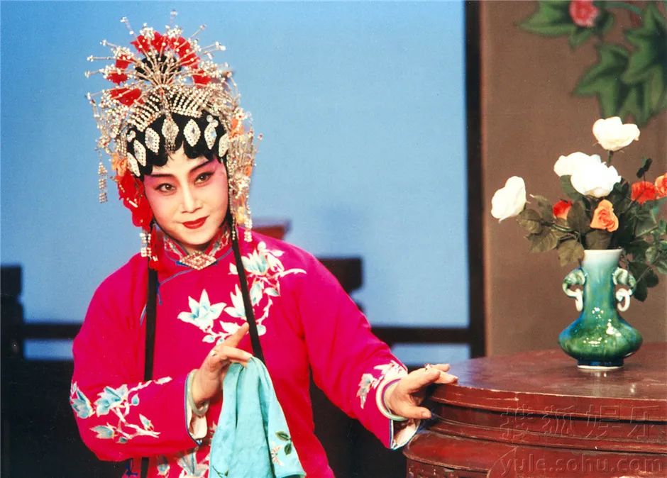 <em>評劇</em>