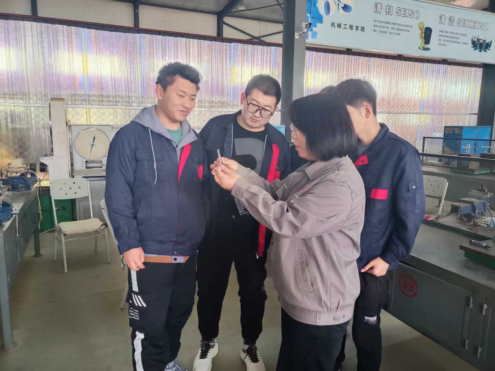 數控技術專業：《鉗工實訓——銼削與鋸削》課程思政案例
