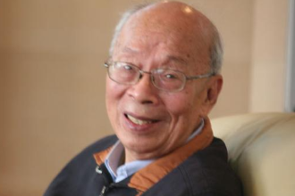 吳家麟—撰寫的《憲法基本知識》是新<em>中國</em><em>第一本</em>宣傳憲法的著作