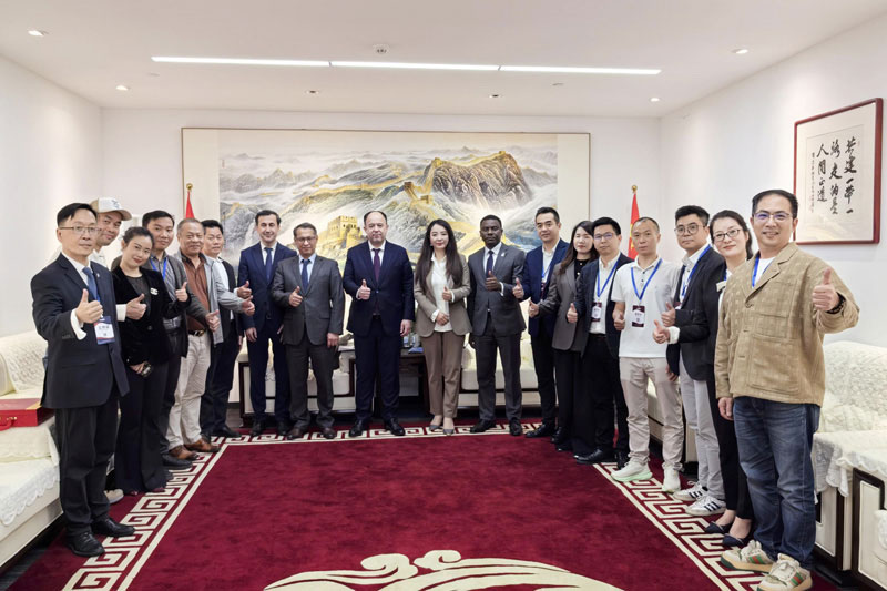 耀龍智能受邀參加&ldquo;烏茲別克斯坦駐廣州總領事貿易投資合作座談會&rdquo;｜助力中國體育制造高質量出海